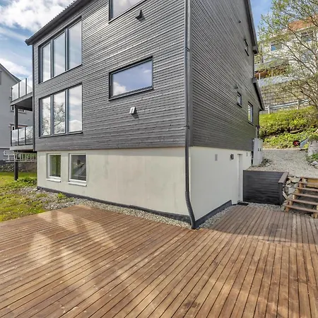 Northstay - Aurora & Mountain View Appartement Tromsø