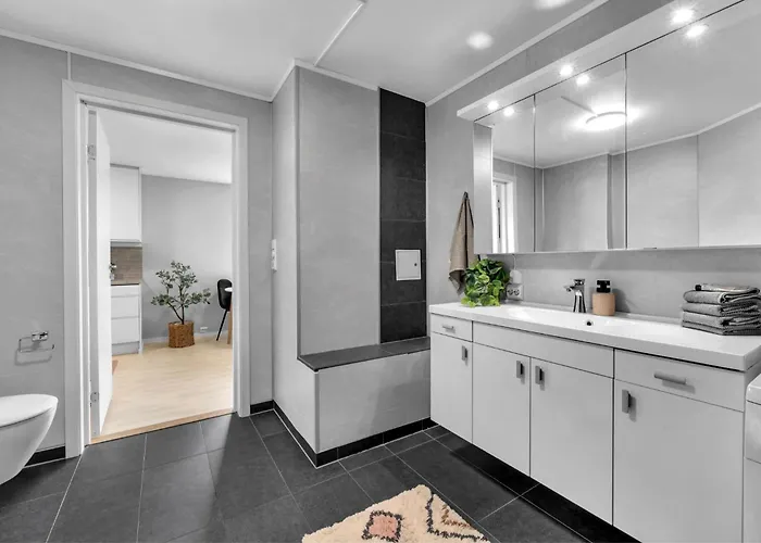 Northstay - Aurora & Mountain View *